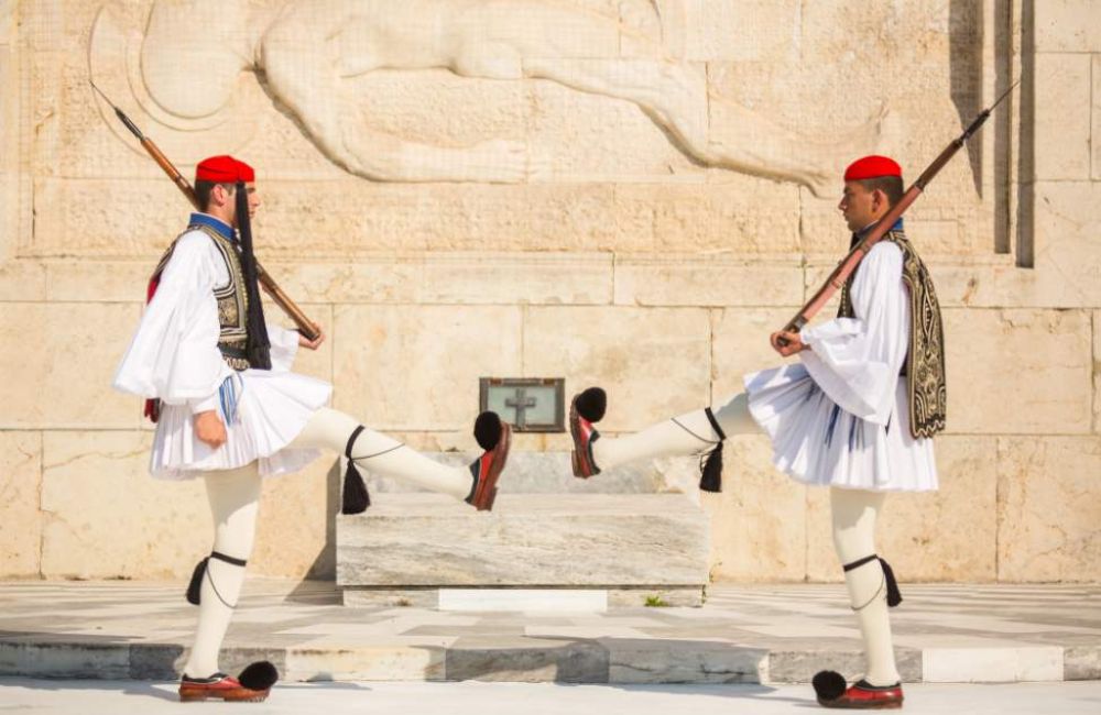 8-Day Greece Itinerary: Athens, Naxos & Santorini